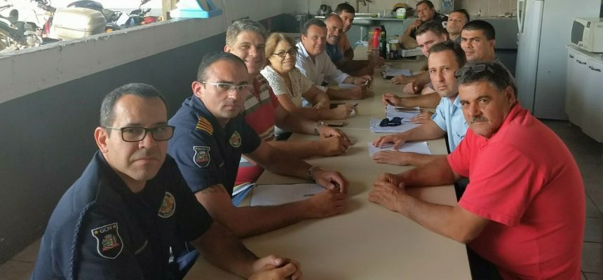 230798ece9afc47fa957fa0fabdeb74c