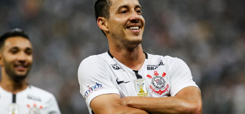 brasileirao_corinthians_vence_coca_rodrigo-gazzanel_agencia_corinthians