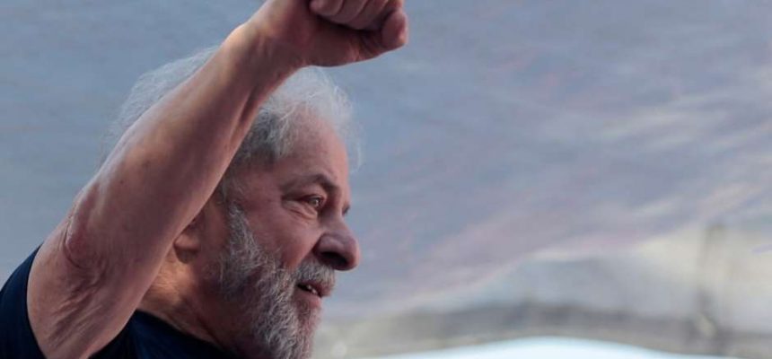 2018-04-07t235037z_2_lynxmpee360qu_rtroptp_3_politica-lula-preso