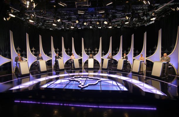 SAO PAULO  /SP 26/09/2018 POLITICA DEBATE PRESIDENCIAVEIS SBT FOLHA DE SAO PAULO UOL  Debate entre os candidasos a Presidencia da Republica no SBT Presentes: Guilherme Boulos (PSOL) , Fernando Haddad (PT), Alvaro Dias (Podemos), Ciro Gomes (PDT) ,  Henrique Meirelles (MDB), Marina Silva (REDE),Geraldo Alckmin (PSDB) Cabo Daciolo [Patriota]FOTO NILTON FUKUDA/ESTADAO