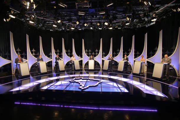 SAO PAULO  /SP 26/09/2018 POLITICA DEBATE PRESIDENCIAVEIS SBT FOLHA DE SAO PAULO UOL  Debate entre os candidasos a Presidencia da Republica no SBT Presentes: Guilherme Boulos (PSOL) , Fernando Haddad (PT), Alvaro Dias (Podemos), Ciro Gomes (PDT) ,  Henrique Meirelles (MDB), Marina Silva (REDE),Geraldo Alckmin (PSDB) Cabo Daciolo [Patriota]FOTO NILTON FUKUDA/ESTADAO