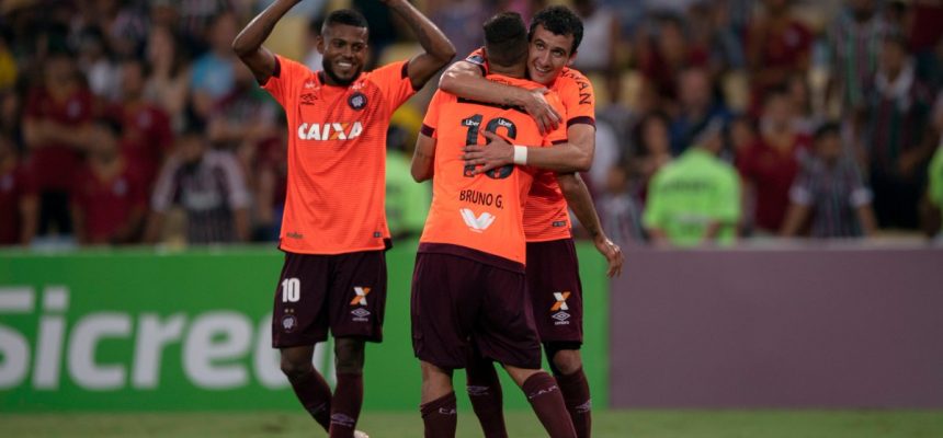 sulamericana_furacao_elimina_flu_miguel_locatelli