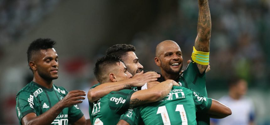 O jogador Keno, da SE Palmeiras, comemora seu gol contra a equipe do EC Santo André, durante partida válida pela primeira rodada, do Campeonato Paulista, Série A1, na Arena Allianz Parque.