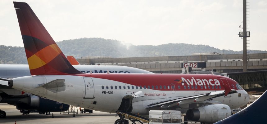 Avianca Brazil (Avianca Brasil), officially Oceanair Linhas Areas S/A Airbus 318 prepares for take off at So Paulo Guarulhos–Governador Andr Franco Montoro International Airport (Guarulhos International Airport, known locally as Cumbica Airport), in Sao Paulo September 15, 2015. (Photo by John Gress/Corbis via Getty Images)