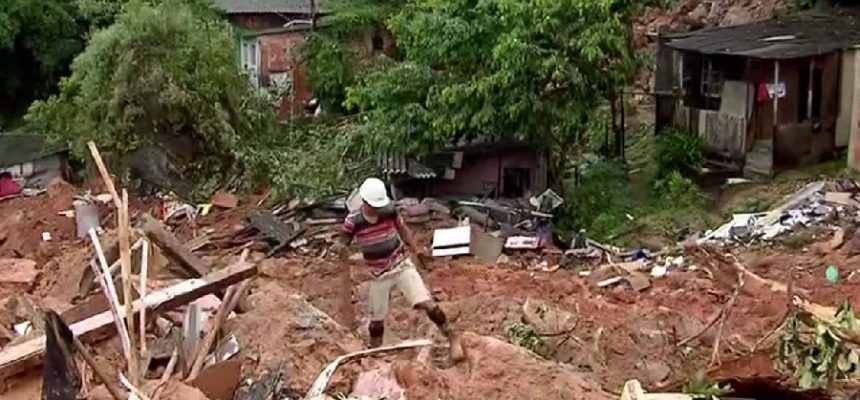 desabamento-guarujc3a1-1