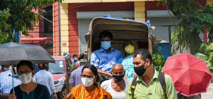 cenes at a COVID-19 care hospital in Kolkata , India , on 30 April 2021 . COVID-19 emergency in India. Photo by Debarchan Chatterjee/ABACAPRESS.COM