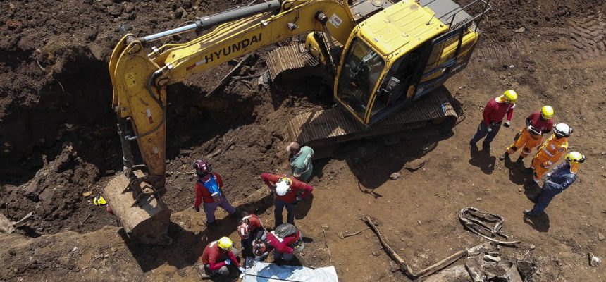 O Corpo de Bombeiros de Minas Gerais informou hoje (19) que encontrou o corpo de mais uma vítima do rompimento da barragem da Mina Córrego do Feijão, em Brumadinho, na região metropolitana de Belo Horizonte.