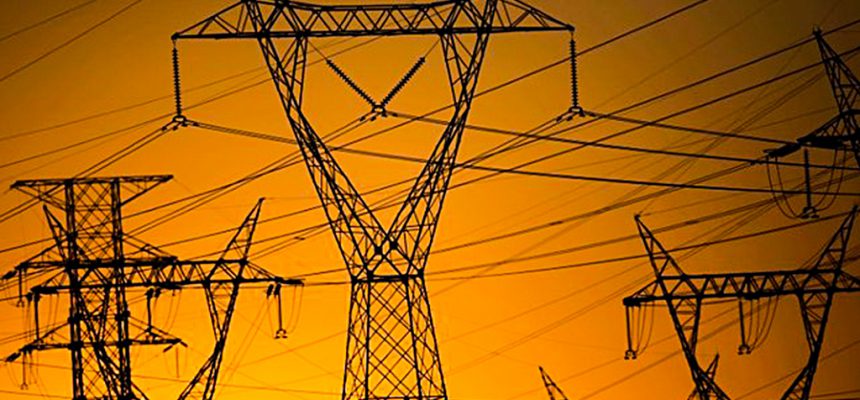 Linhas de transmissão de energia elétrica, em Brasília 31/08/2017 REUTERS/Ueslei Marcelino