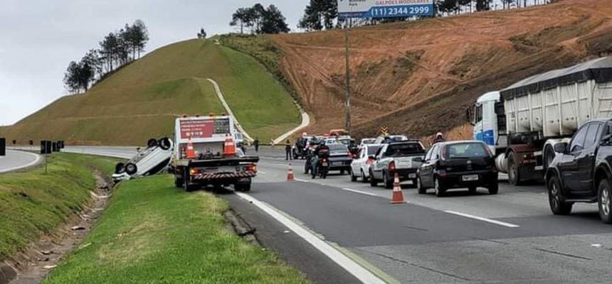 acidente-em-rodovia-de-sao-roque