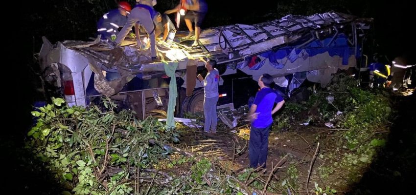 acidente-onibus-pr-090-klabin-sapopemba-telemaco-borba-pre-policia-rodoviaria-estadual-mortos-feridos-850x560