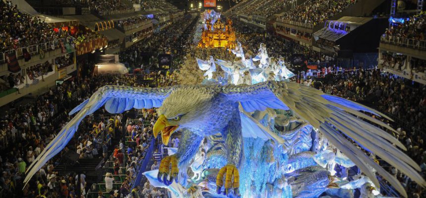 Desfile das escolas de samba do Grupo Especial no Sambódromo da Marquês de Sapucaí. Portela.