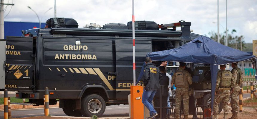 2022-12-25t001443z_199803481_rc2hcy99krro_rtrmadp_3_brazil-bomb