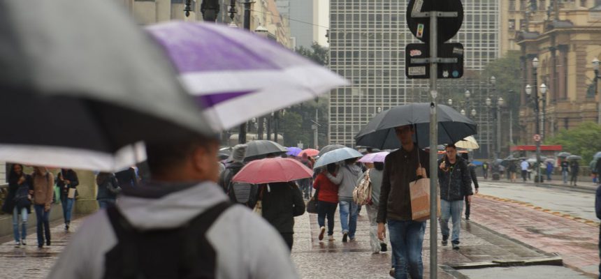 Chuva na região central de São Paulo.