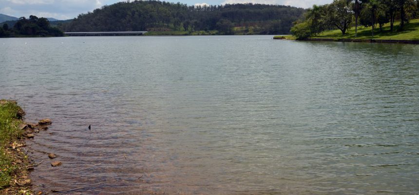 Mairiporã (SP) - A barragem Sete Quedas, também chamada Cascatinha, faz parte do Sistema Cantareira de abastecimento de água para a capital (Rovena Rosa/Agência Brasil)