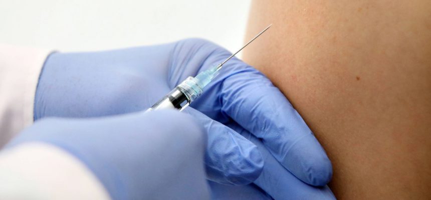 Vacina, vacinação,seringa, covid 19