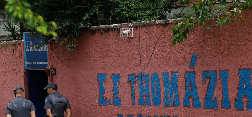 São Paulo (SP), 27/03/2023 - Aluno ataca colegas e professoras à faca na Escola Estadual Thomázia Montoro, em Vila Sônia. Foto: Fernando Frazão/Agência Brasil