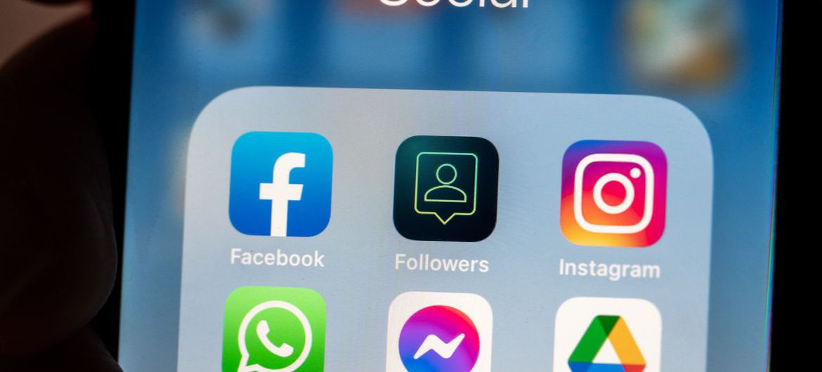 2021-01-11t203525z_421912072_mt1hnslcs000enxngz_rtrmadp_3_hans-lucas