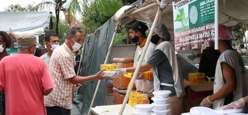 Mutirão oferece atendimento em saúde para pessoas em situação de rua