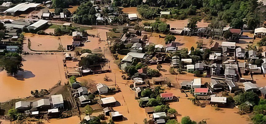 Rio Grande do Sul – Ciclone – Sobrevoo, assistência e resgate de pessoas ilhadas em Bom Retiro do Sul (RS). Foto: Marinha do Brasil/RS