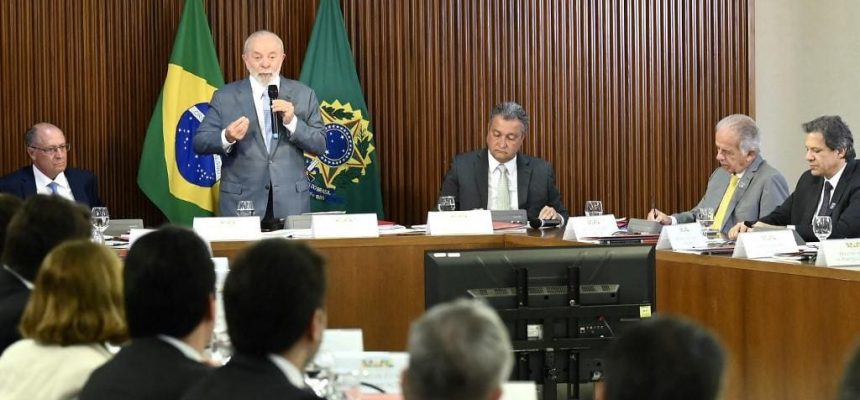 politica-lula-popularidade-de-lula-reuniao-ministerial-reuniao-ministerial-de-lula-religiao-e-politica-brasilia-o-tempo-brasilia-1713340943